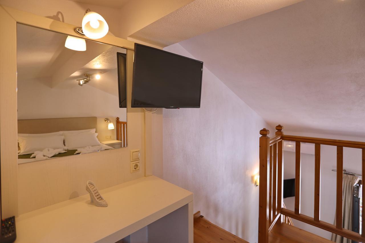 Smaragda Studios Skopelos Exterior photo